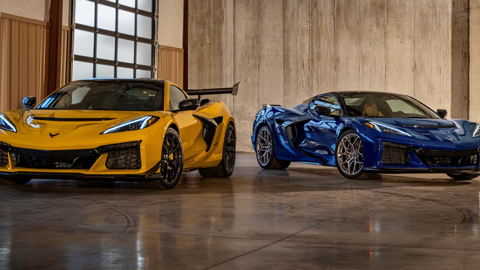 بيع أول شيفروليه كورفيت ZR1 موديل 2025 بسعر قياسي 3.7 مليون دولار!