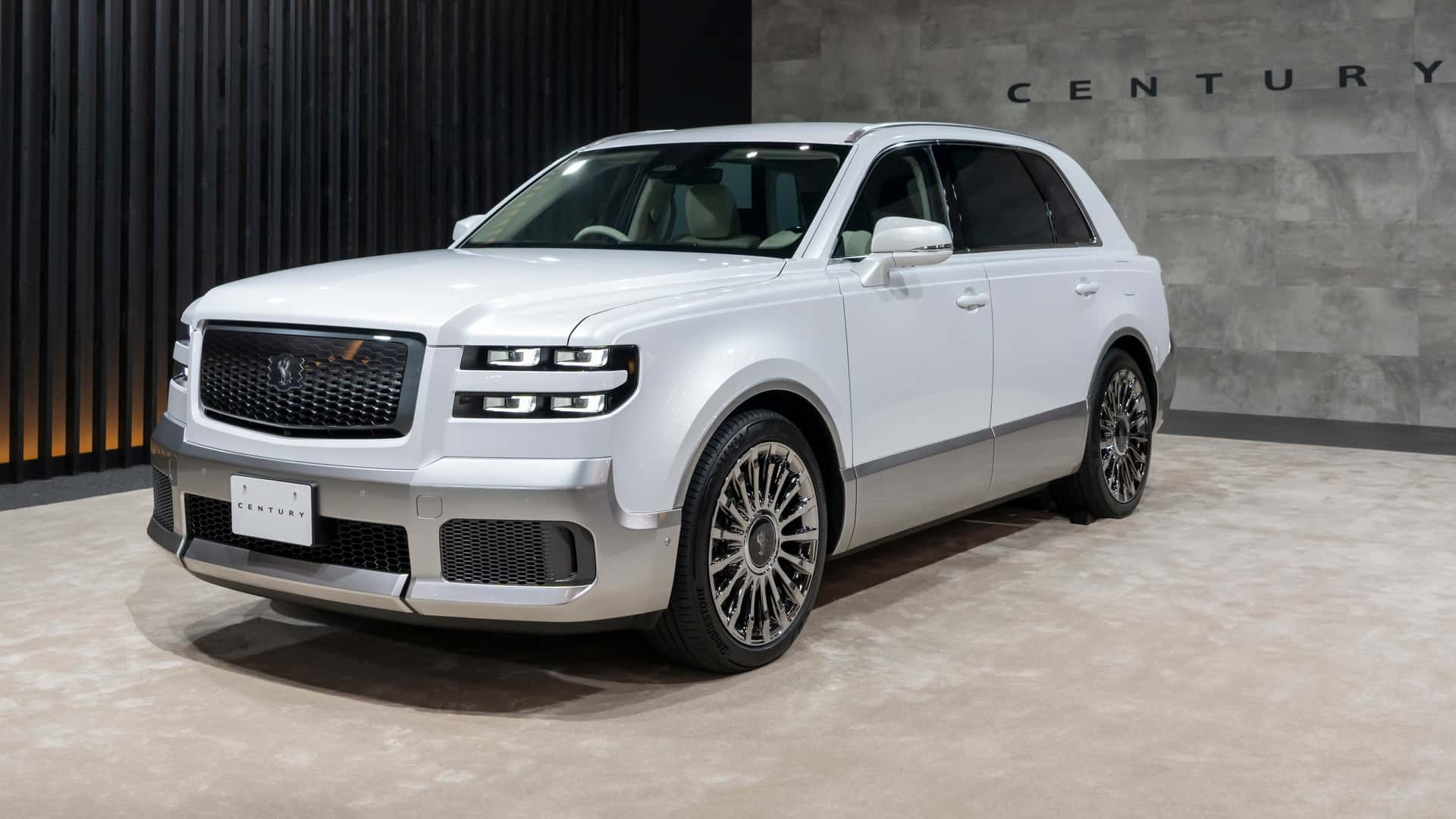تويوتا تكشف عن  Century SUV أفخم سيارة  في تاريخها، صورة 12 من 14