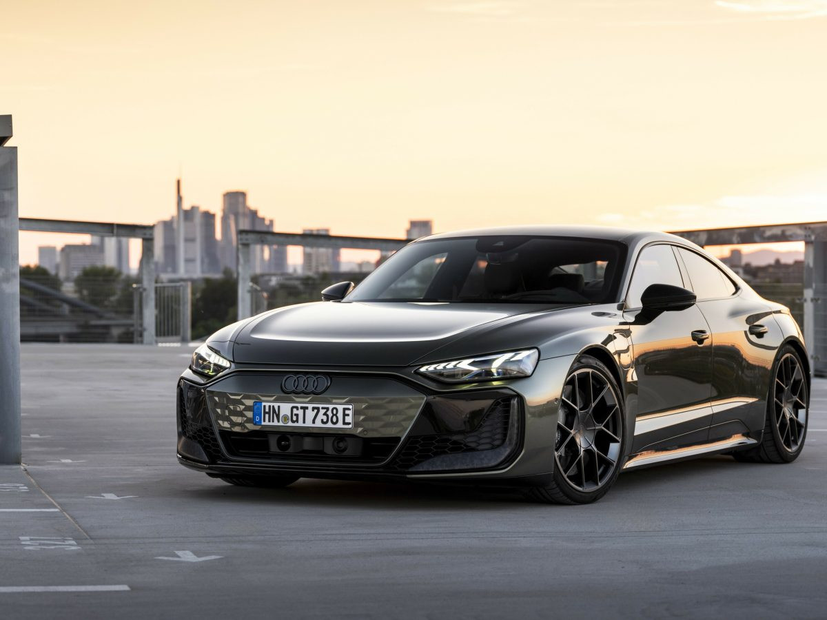 أودي تطلق الإصدار المحدود من e-tron GT 2025