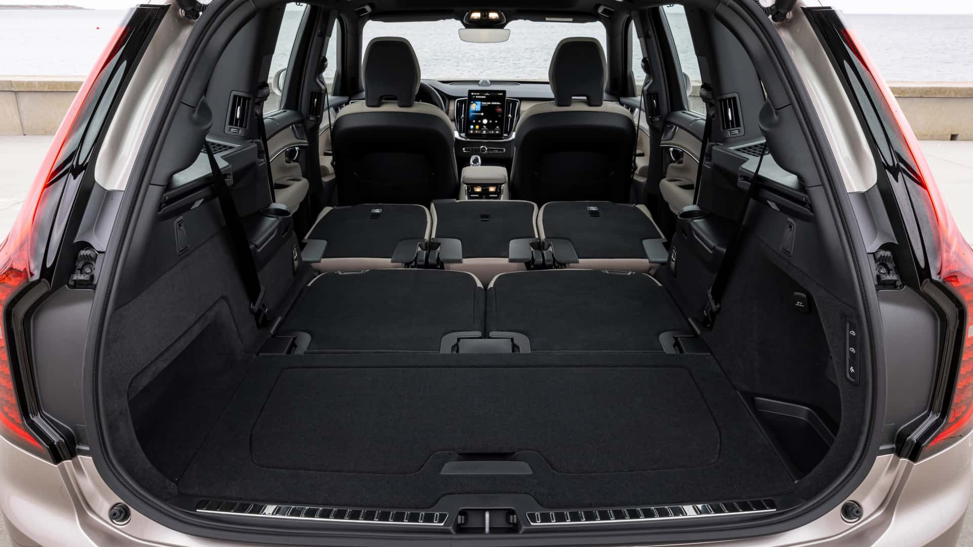 سعر ومواصفات فولفو XC90 فيس ليفت بالسوق المصري، صورة 7 من 7