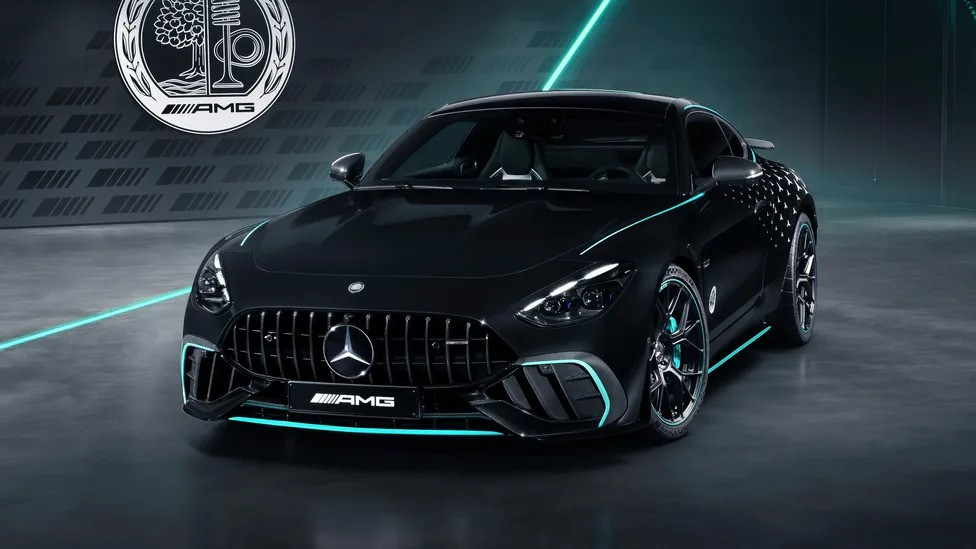 مرسيدس تدمج السرعة مع الفخامة المطلقة  AMG GT فورمولا 1 الأسطورة الجديدة