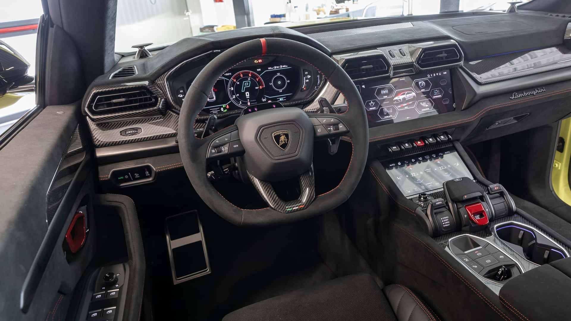 800 حصان وأسرع SUV في التاريخ.. لامبورجيني تكشف عن أوروس SE بيرفورمانتي