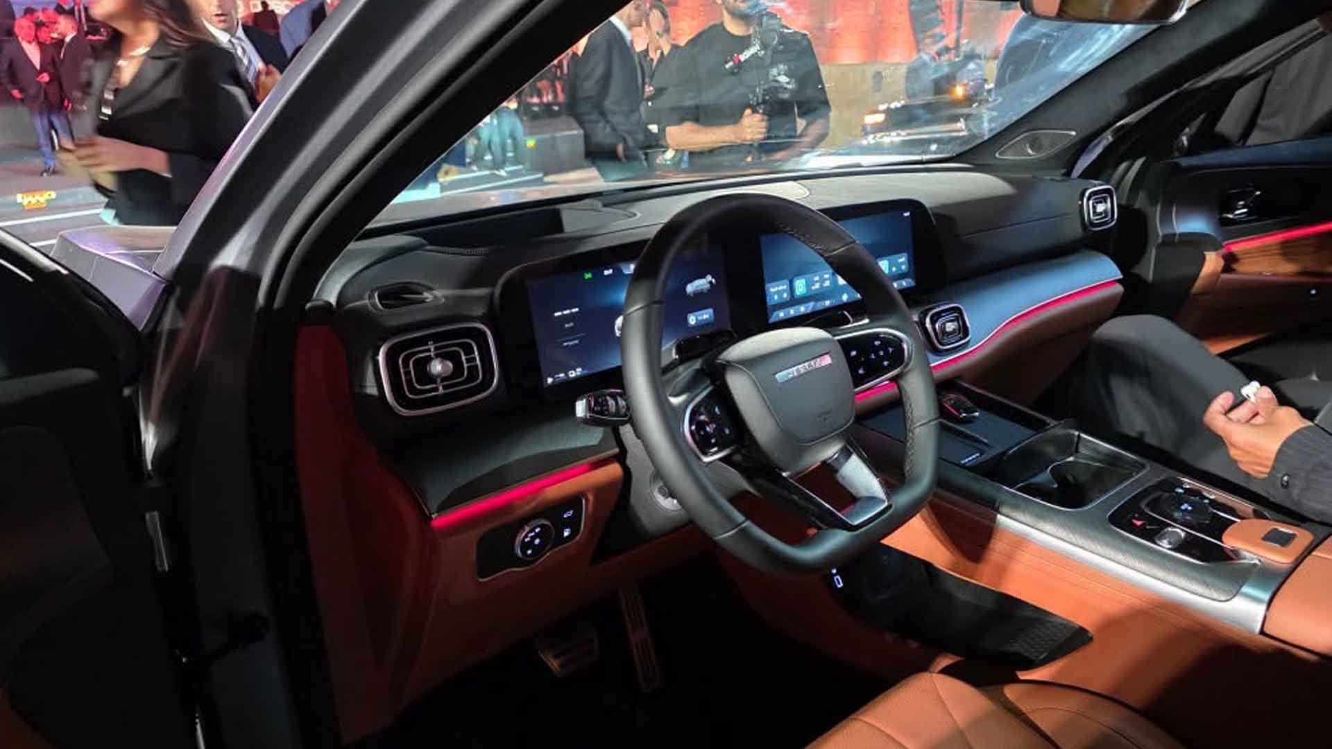 أسعار ومواصفات جايكو J8 SHS في مصر.. SUV هجينة بـ600 حصان و7 مقاعد