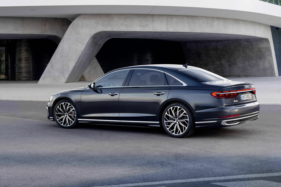 أسعار ومواصفات أودي A8 L – أفخم سيارة سيدان من أودي في مصر، صورة 5 من 6