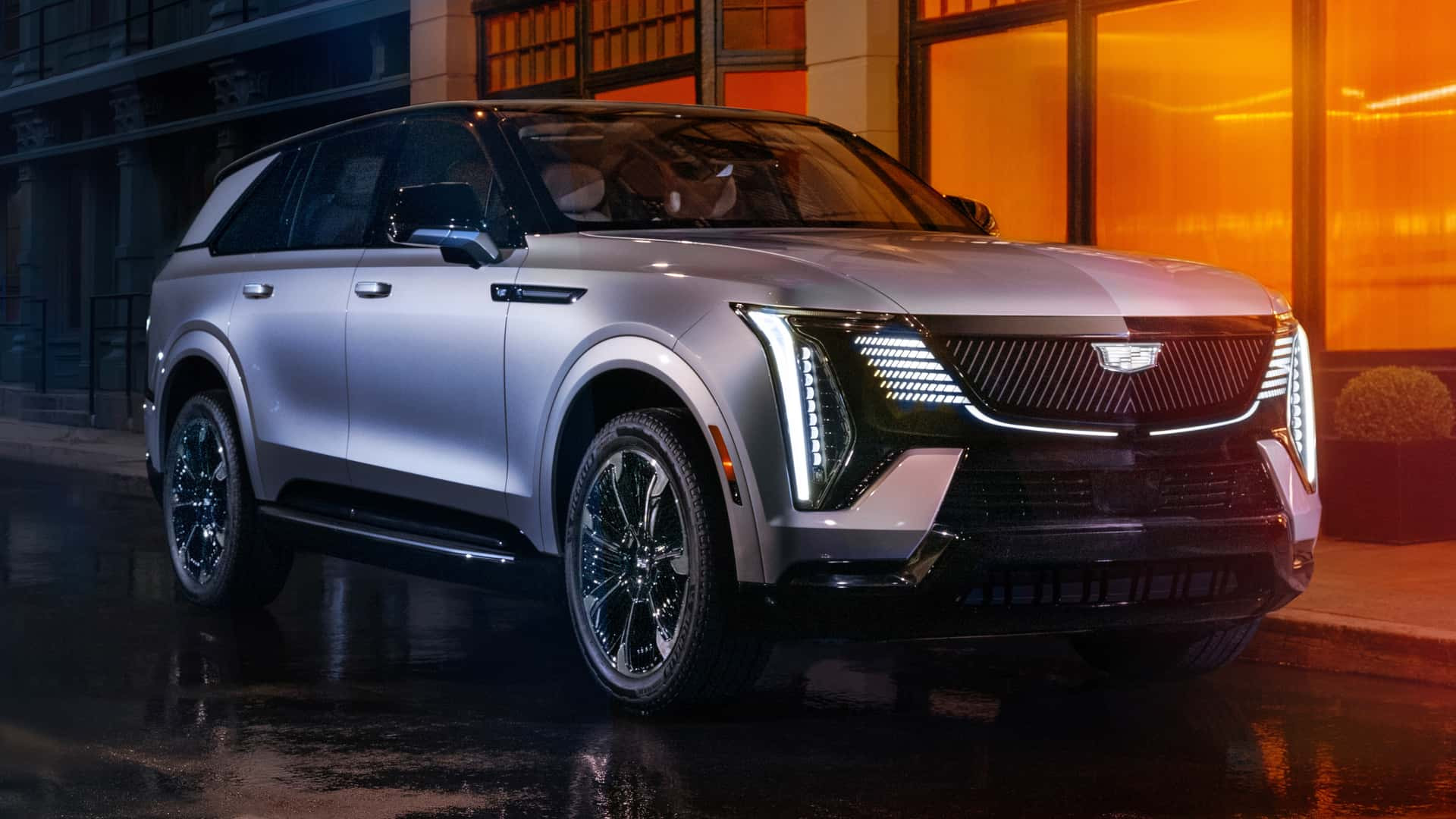 كاديلاك تُعيد تعريف الـSUV الكبيرة بـ إسكاليد IQL 2026 بمدى قيادة غير مسبوق وتقنيات متطورة
