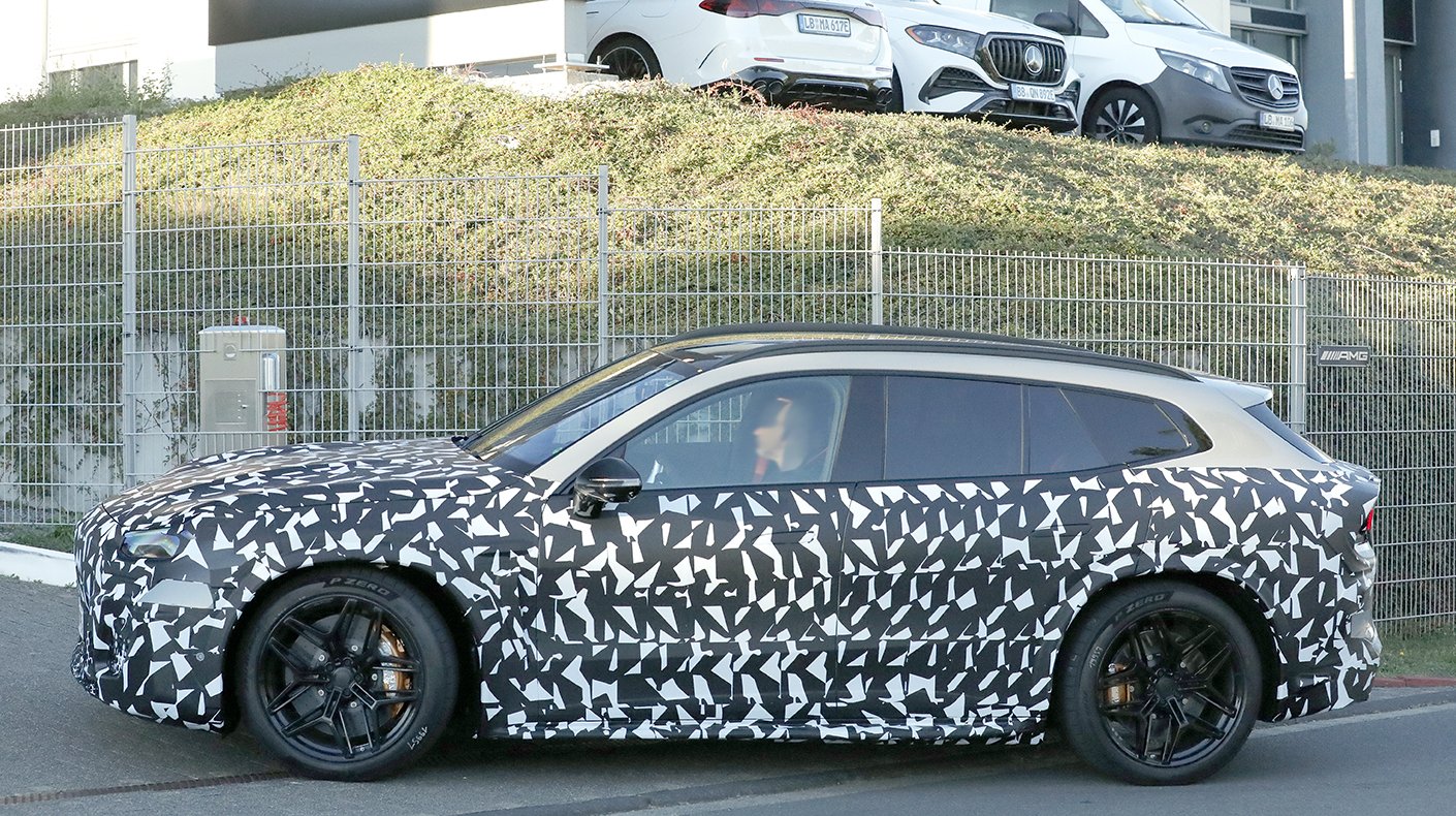 مرسيدس-AMG GT SUV الكهربائية بتمويه خفيف أثناء الاختبارات في ألمانيا