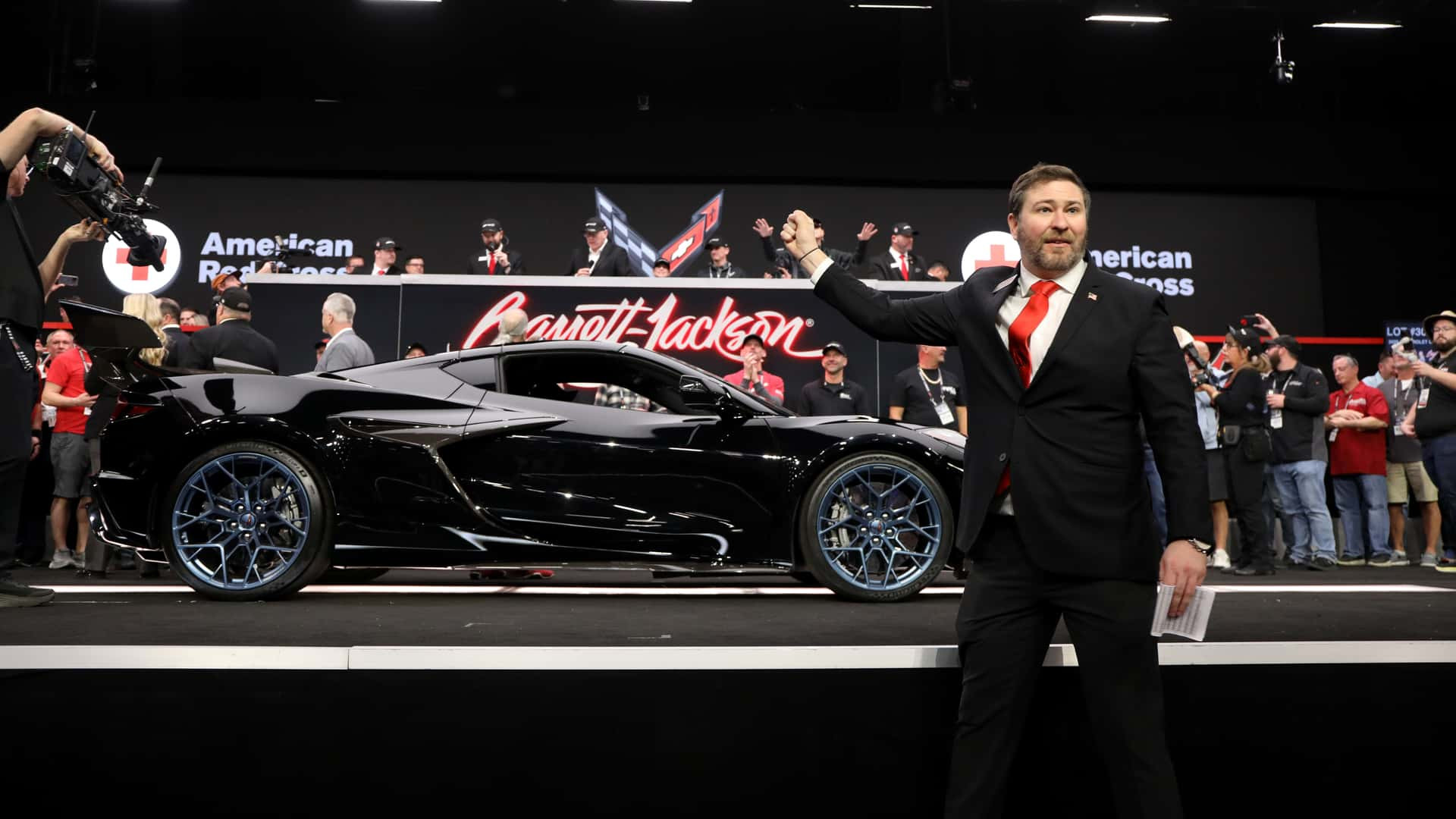 بيع أول شيفروليه كورفيت ZR1 موديل 2025 بسعر قياسي 3.7 مليون دولار!