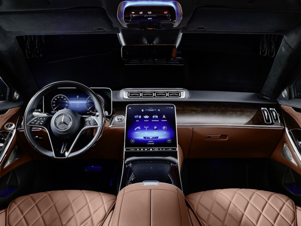 مرسيديس تكشف عن سيارتها المصفحة الجديدة S 680 Guard 4MATIC