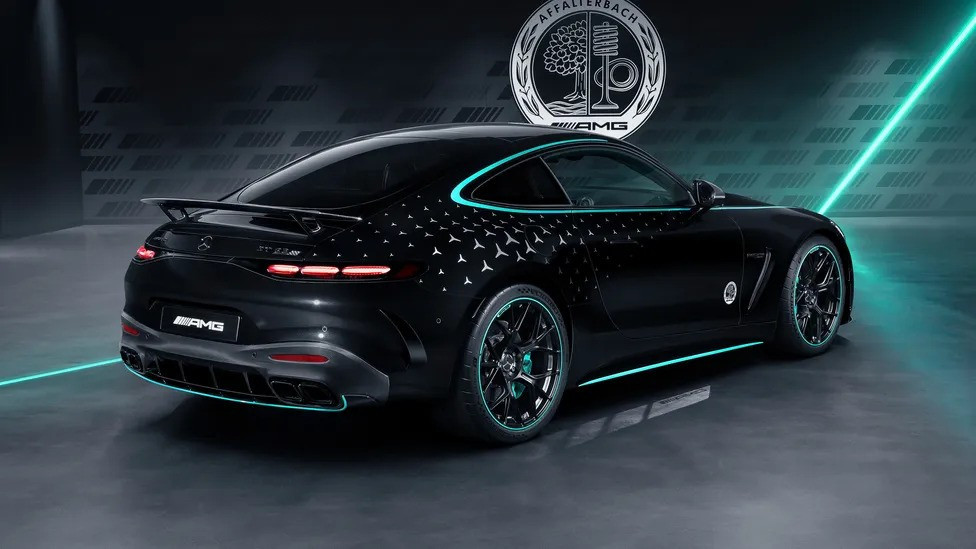 مرسيدس تدمج السرعة مع الفخامة المطلقة  AMG GT فورمولا 1 الأسطورة الجديدة