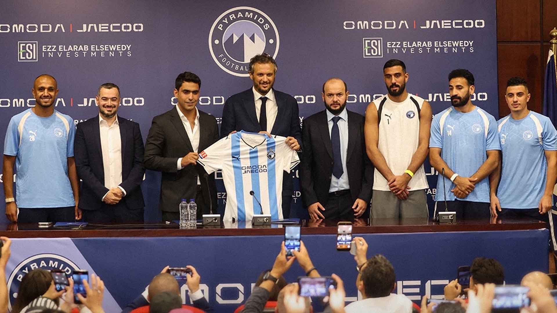 جايكو وأومودا تدخلان على خط بيراميدز.. والأسعار تقترب من الحسم في مصر