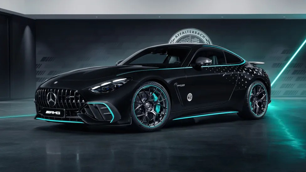مرسيدس تدمج السرعة مع الفخامة المطلقة  AMG GT فورمولا 1 الأسطورة الجديدة، صورة 9 من 9
