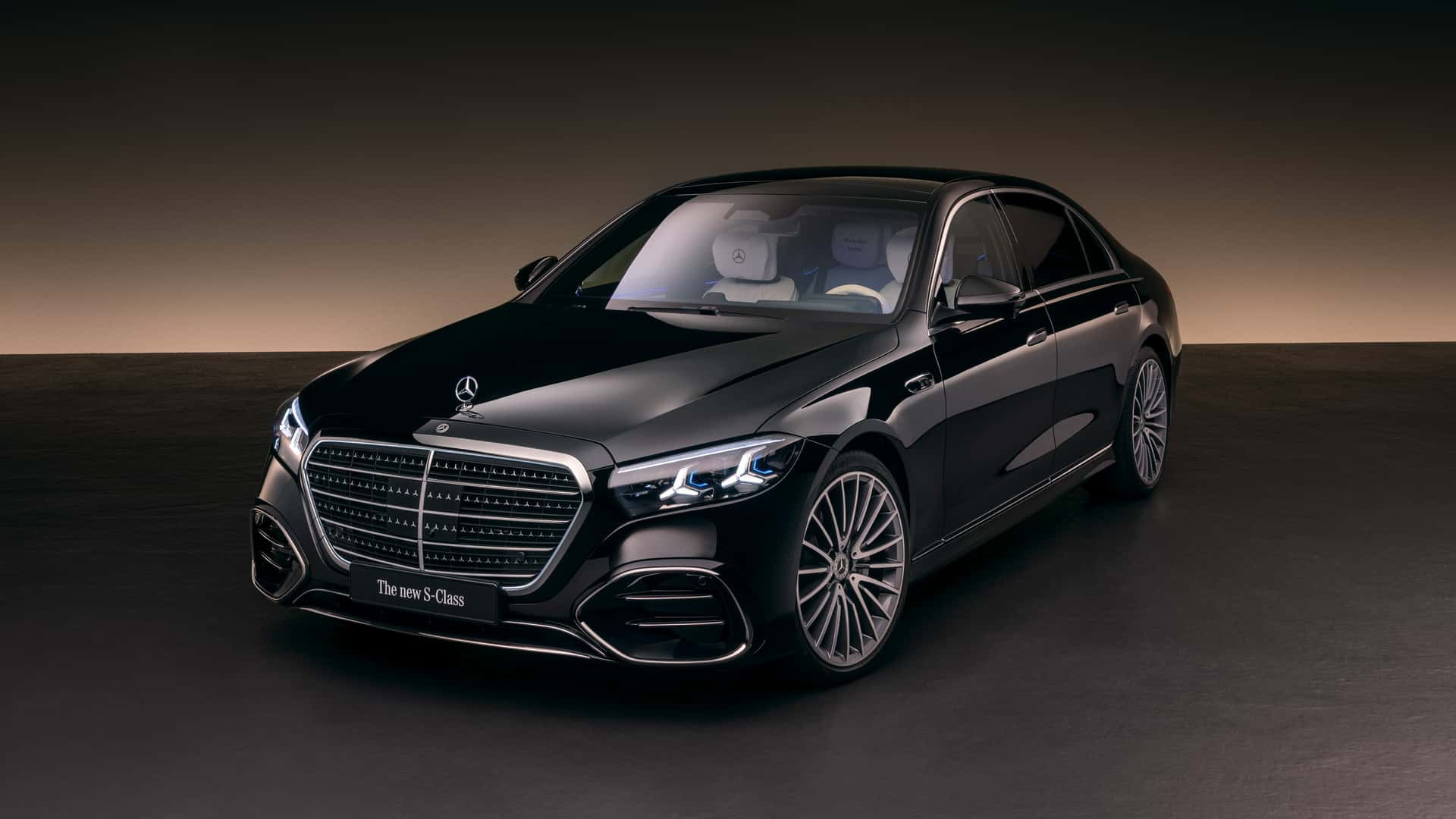 مرسيدس S-Class 2027.. فيس ليفت فاخر يرفع سقف الفخامة والتكنولوجيا في السيدان الألمانية الأشهر