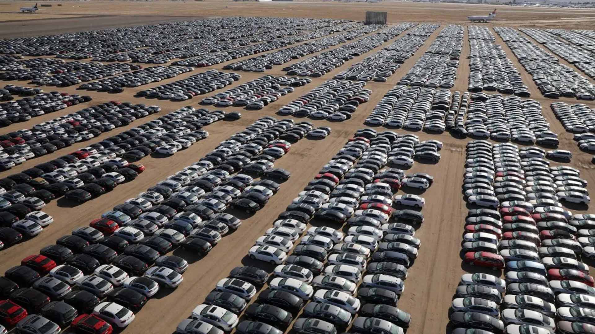 أكثر من 350 ألف سيارة فولكس فاجن في "مقبرة" واحدة بصحراء موهافي الأمريكية!، صورة 6 من 6