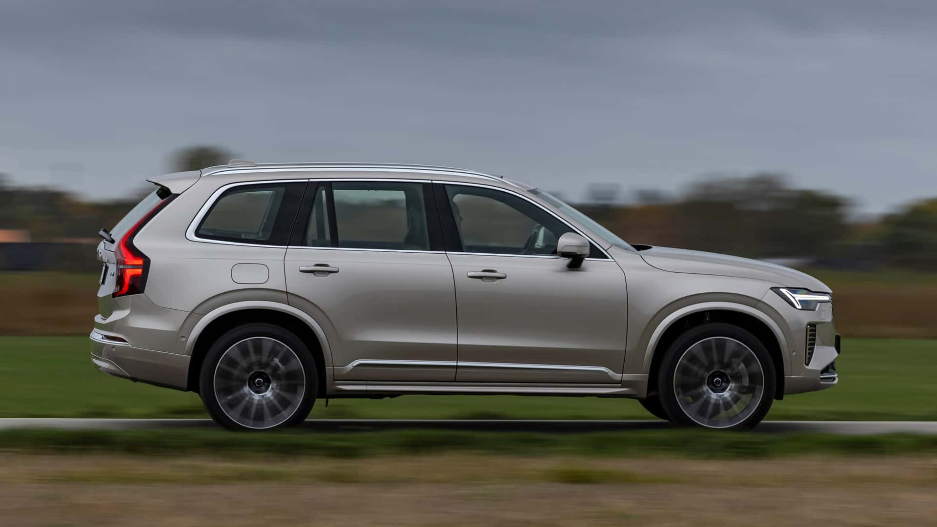 سعر ومواصفات فولفو XC90 فيس ليفت بالسوق المصري