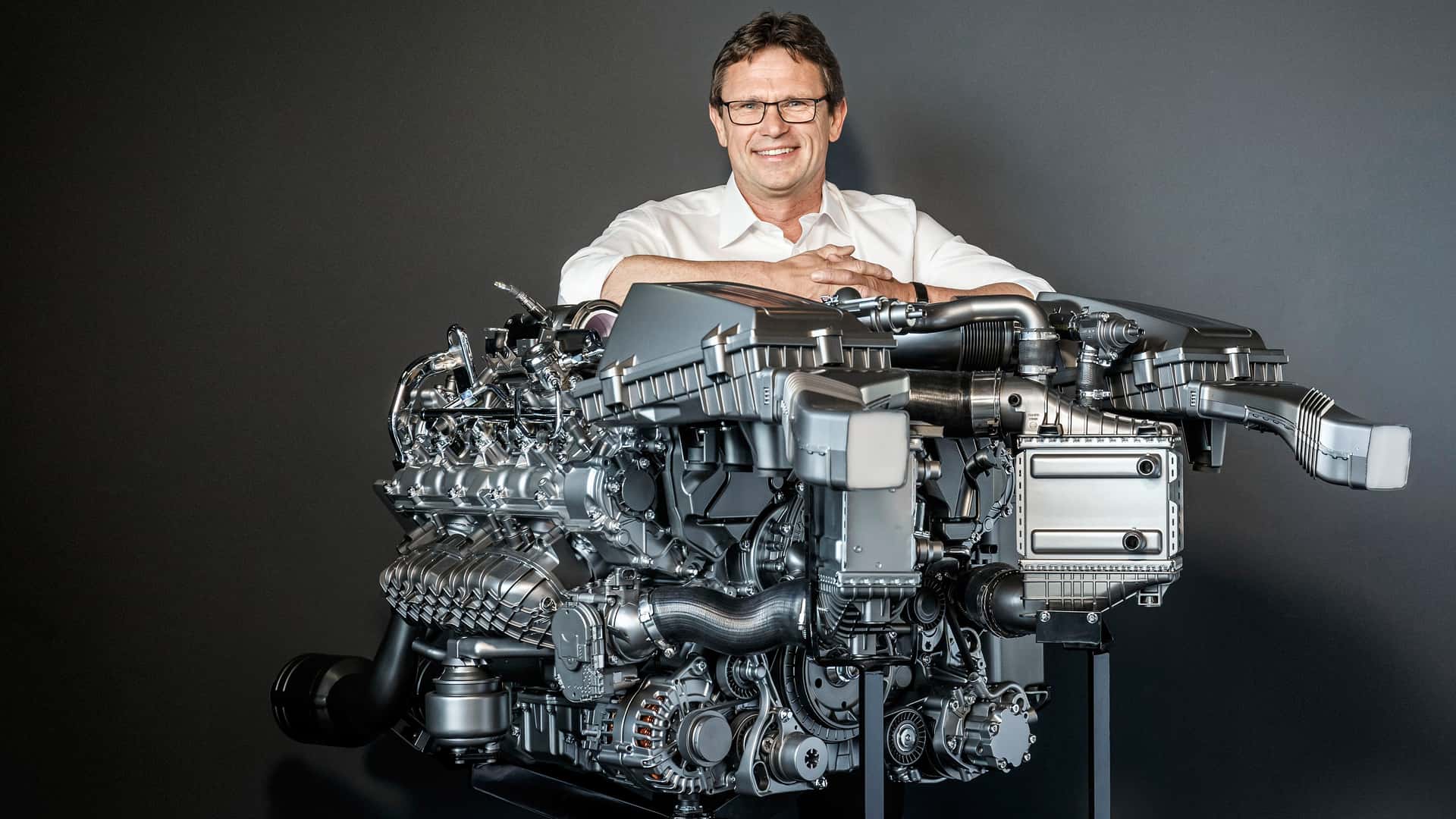 مرسيدس-AMG تُطوّر محرك V8 جديدًا أقوى وأكثر كفاءة… الإطلاق في 2027